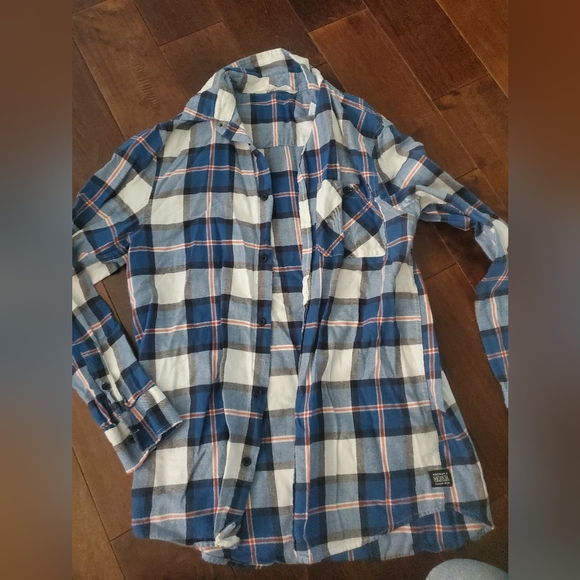H & M Light Flannel Blue and White Plaid Button-Up Shirt With Red Accents Size S - Picture 1 of 4